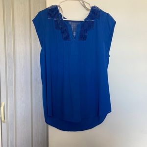 Daniel Rainn Estefan Lace Detail split Neck blouse